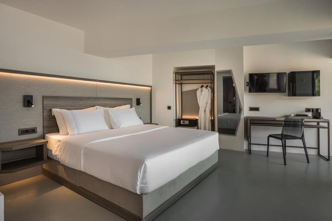 Sun Rocks Boutique Hotel (Adults Only) Firostefani Dış mekan fotoğraf
